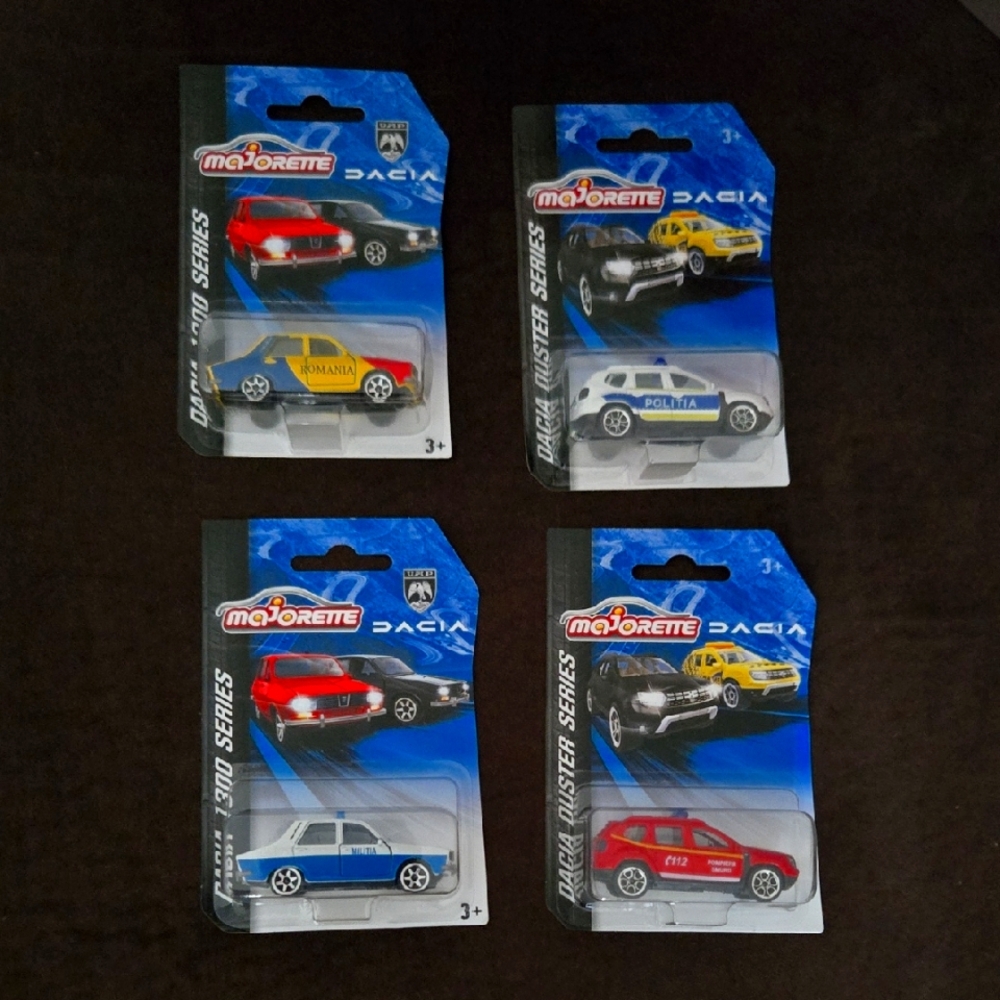Dacia Die-Cast Toy Car Set - Red, Yellow, Blue
